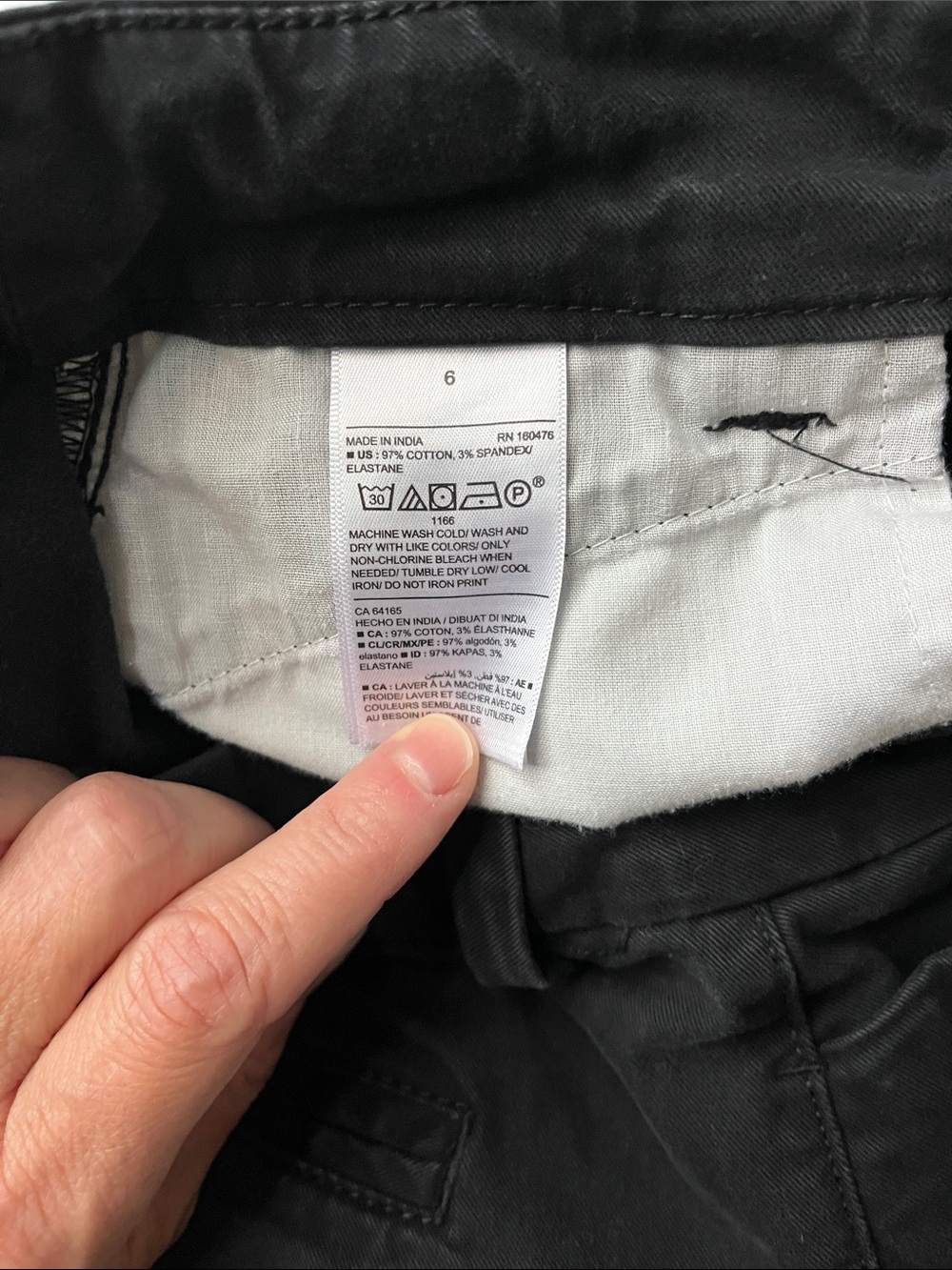 OLD NAVY Black Skinny Pants - Picture 4 of 5